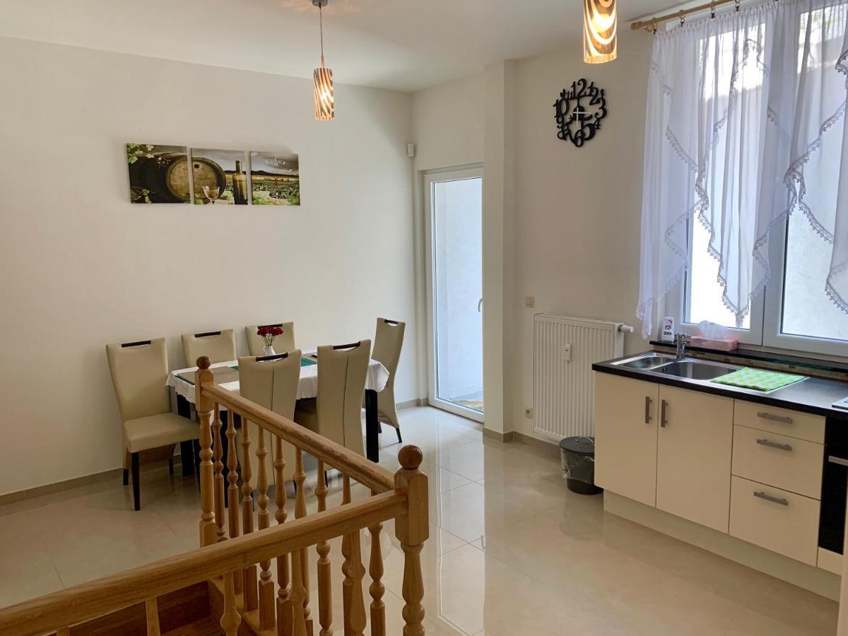 Appartement Chez Agnes Брюксел Екстериор снимка