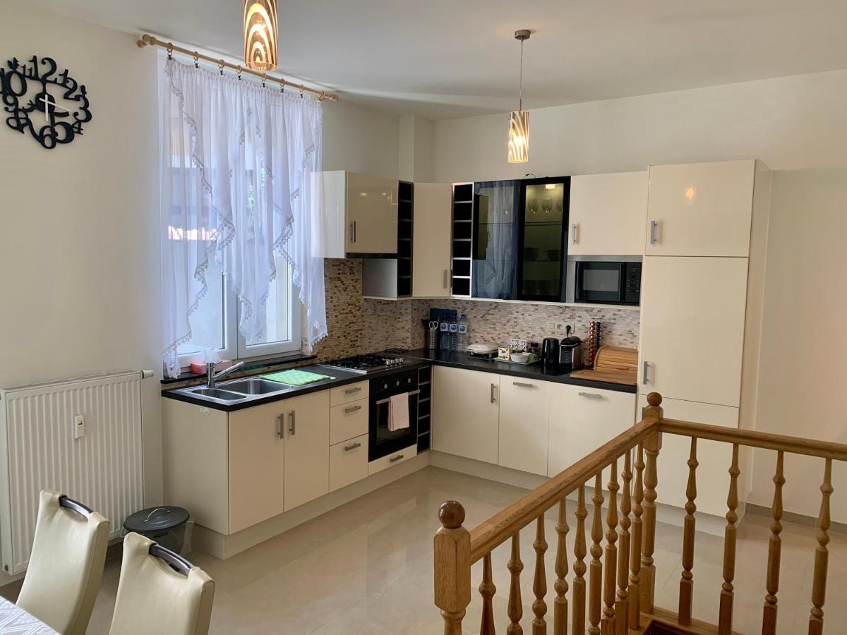 Appartement Chez Agnes Брюксел Екстериор снимка